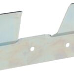 Teļu barošanas spaiņa stiprinājums